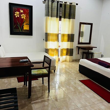 Sobaya Residence Ambalantota エクステリア 写真
